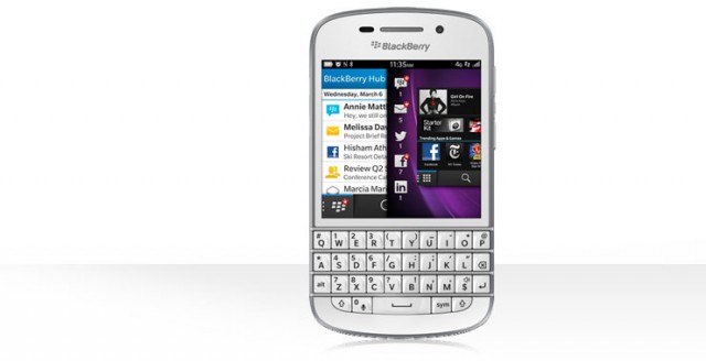 Blackberry Q10 in White